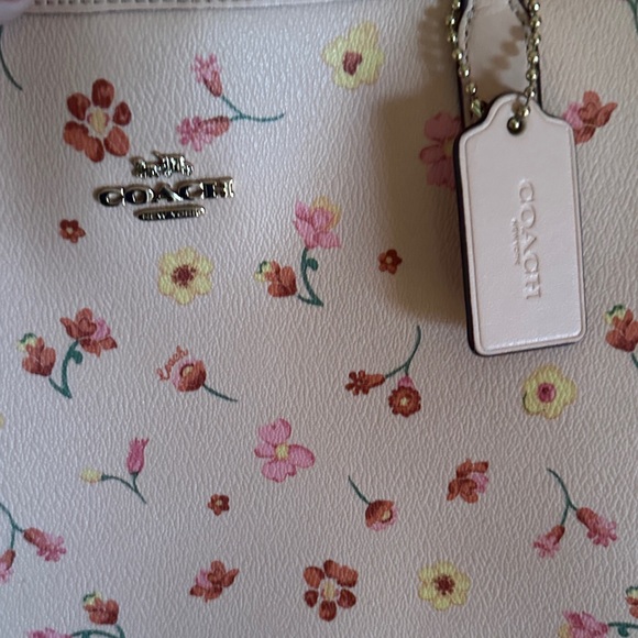 Coach Blush Floral City Tote Bag With matching Wallet - Picture 4 of 12